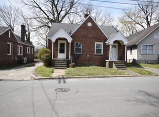 127 Brooks St, Burlington, NC 27215