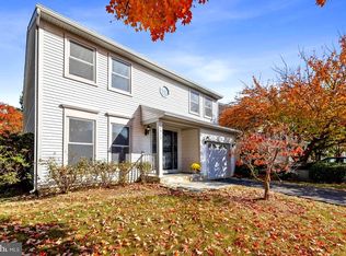 7913 Morning Ride Ct, Alexandria, VA 22315