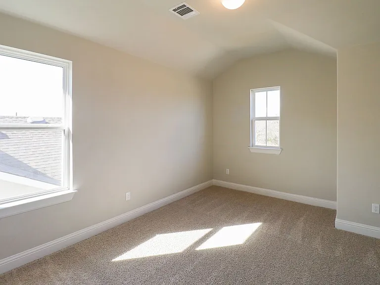 105 Bent Trail Ln — Photo 15