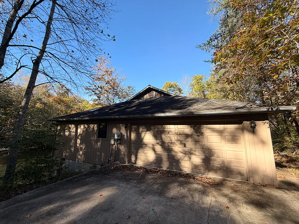 530 Turner Lake Trl