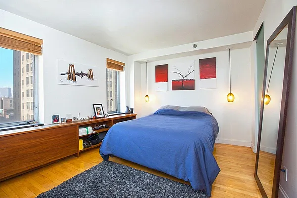 Rented by Space Marketing Shop | media 45