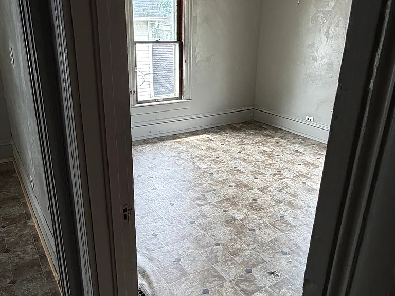 158 Spruce St — Photo 14