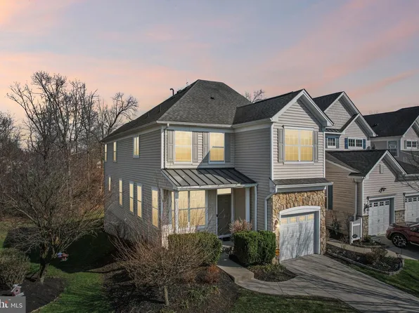 24 Compass Cir, Mount Laurel, NJ 08054