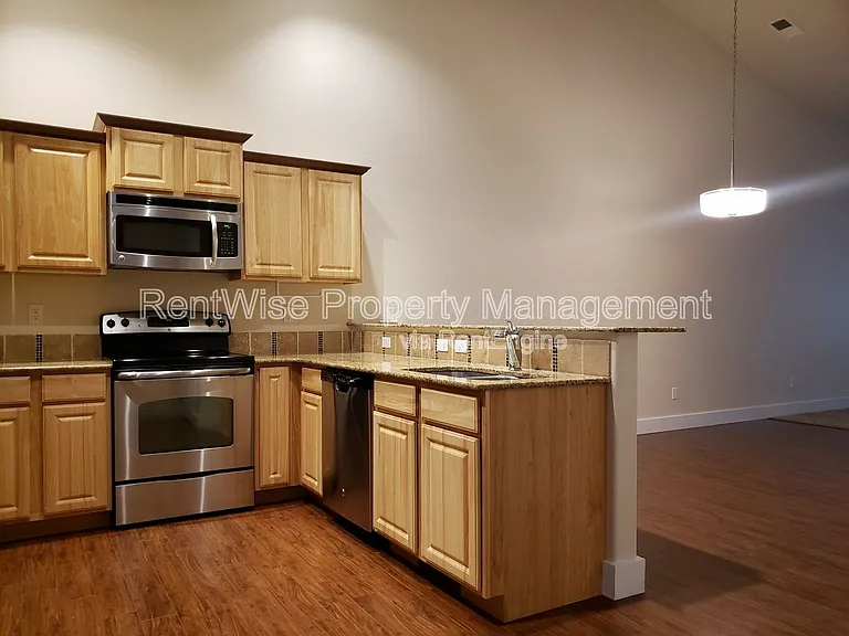 6260 N Maximus Pl — Photo 7