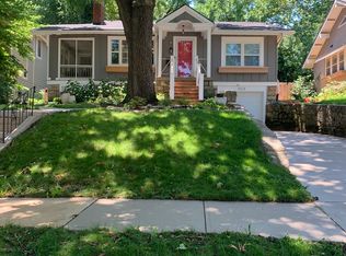 4828 Westwood Rd, Kansas City, MO 64112