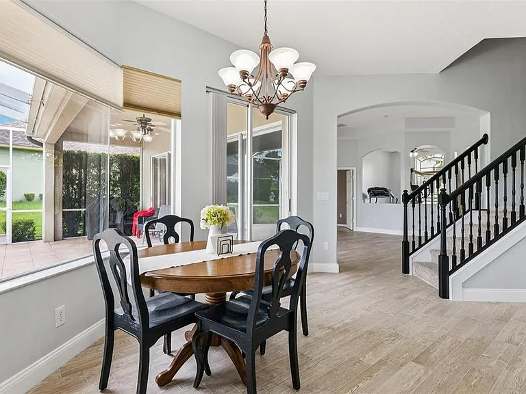 13049 Thoroughbred Dr — Photo 15