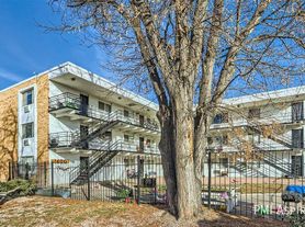 1600 Geneva St