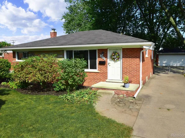 1676 Connie Ave, Madison Heights, MI 48071