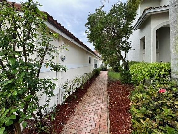 2nd image of 1228 NW 170th Avenue