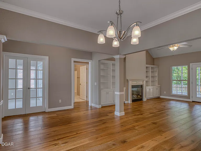 2813 Waters Edge Blvd — Photo 5