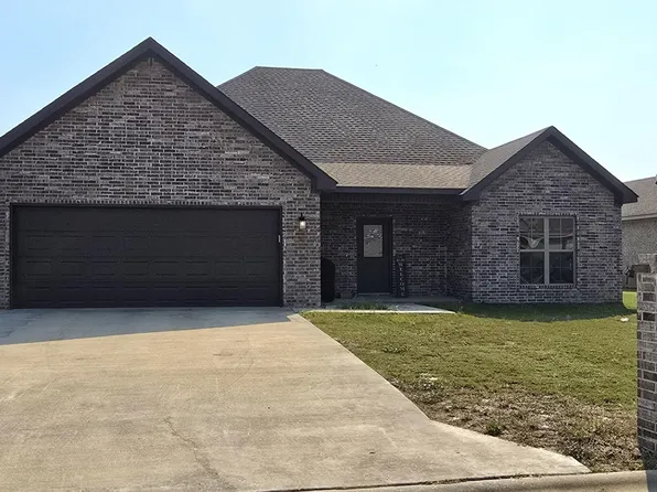 130 Clearwater Dr, Brookland, AR 72417