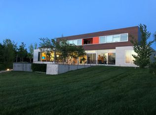 428 Ridgeway St, Saint Joseph, MI 49085