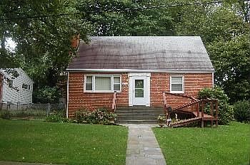 2nd image of 10720 Bentley Ln