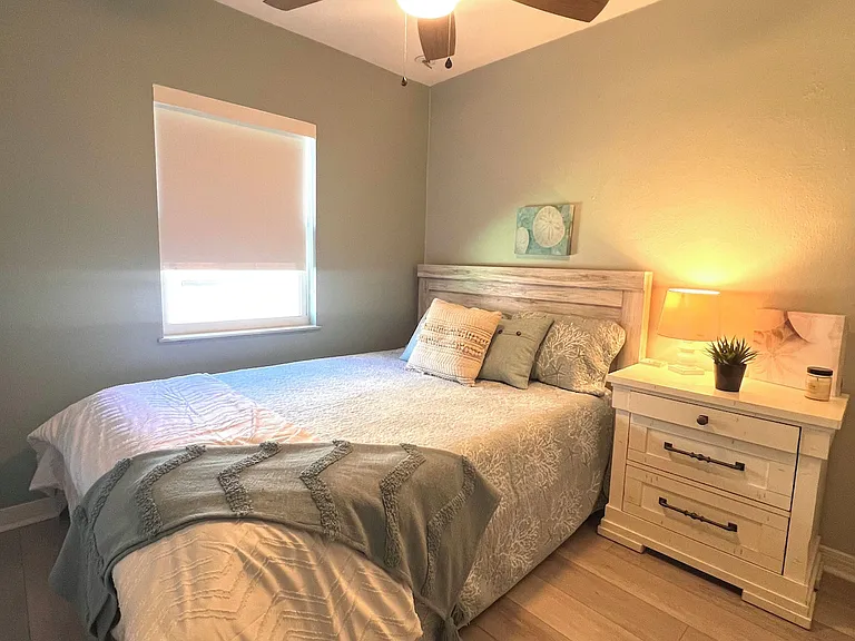1220 Bermuda St — Photo 17
