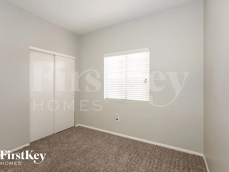 4641 Possum Berry Ln — Photo 12