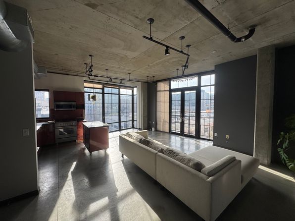 1030 NW 12th Ave APT 402