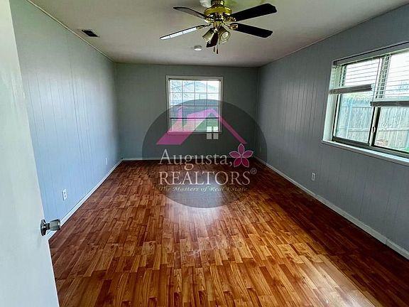 5th image of 3000 Buffalo Gap Rd #B