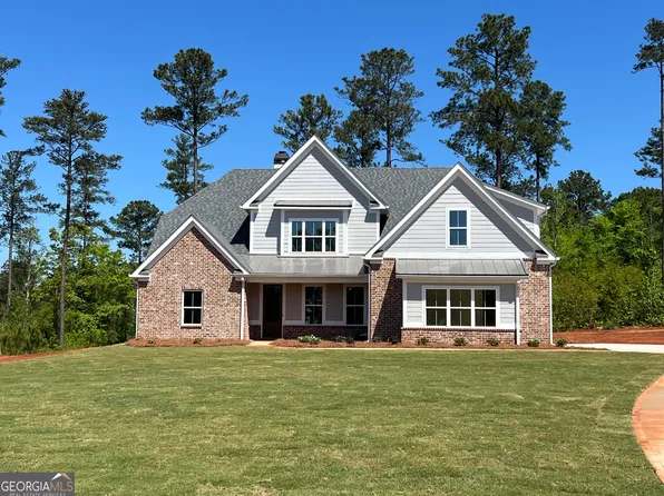 131 Hawthorne Ln, Forsyth, GA 31029