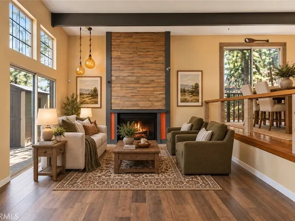 28264 Arbon Ln, Lake Arrowhead, CA 92352