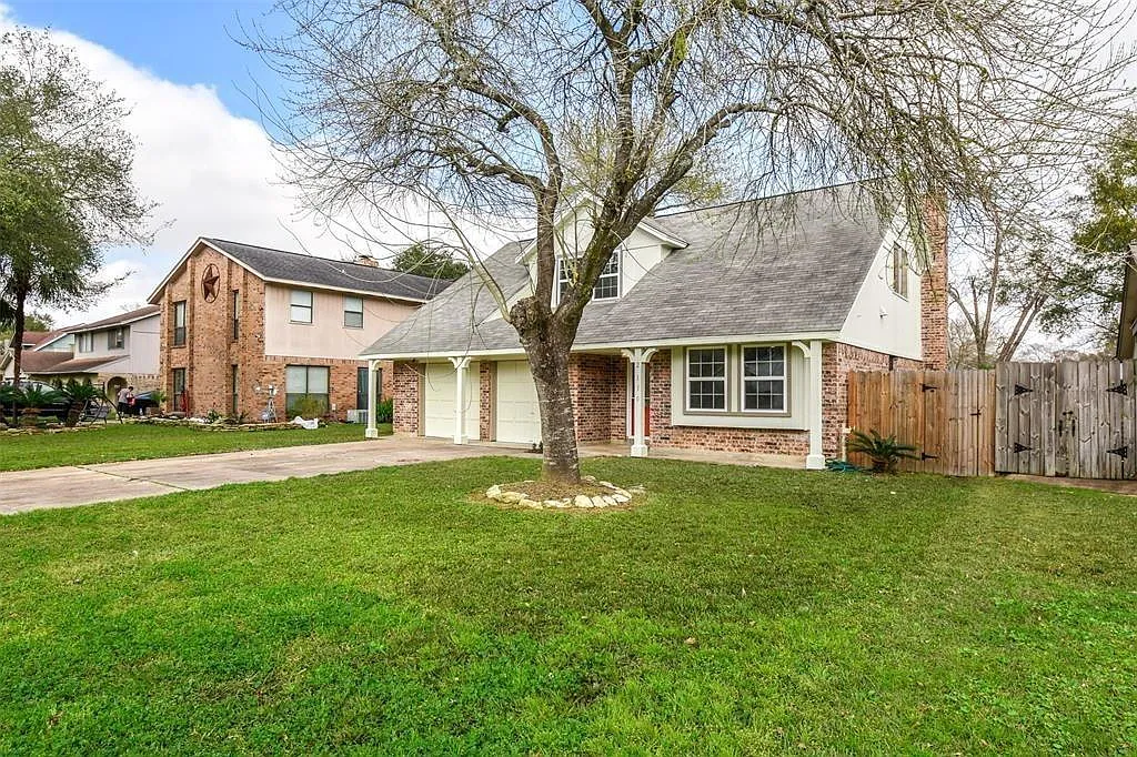 4 bed, 2.5 bath, 1705 sqft, $1,850 — Photo 4