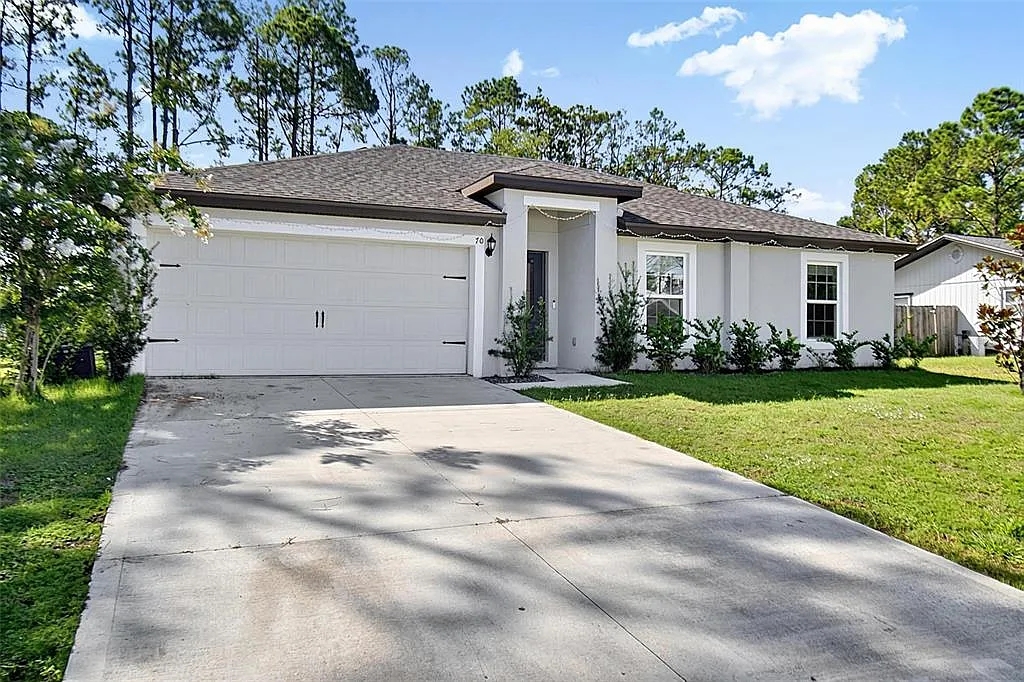 3 bed, 2.0 bath, 1270 sqft, $2,000 — Photo 1