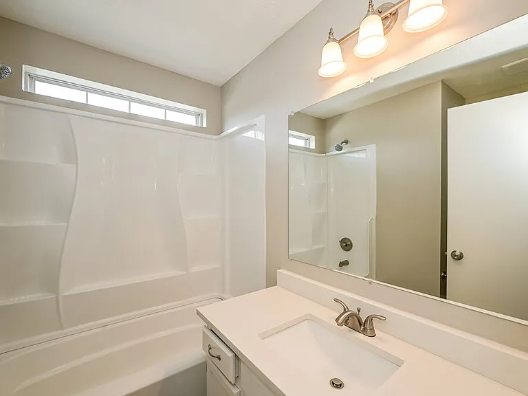 3108 Creekview Ln — Photo 16