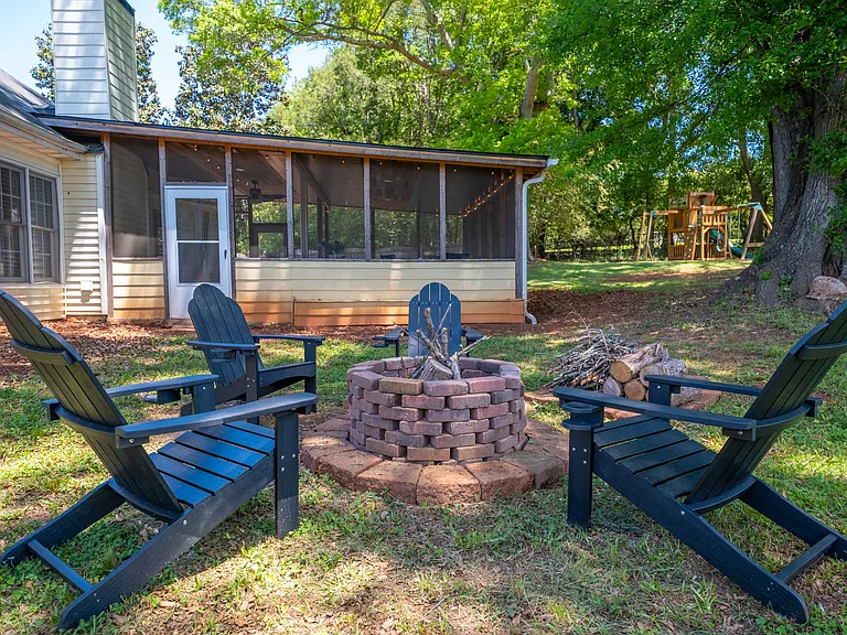 Backyard with Fire Pit!