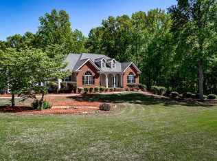4555 Blooming Way, Flowery Branch, GA 30542