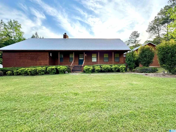 541 Emerald Valley Ln, Sylacauga, AL 35151