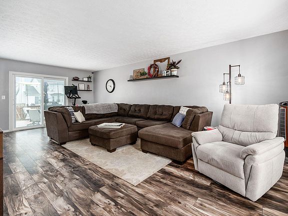 5th image of 6061 Wexford Park Dr