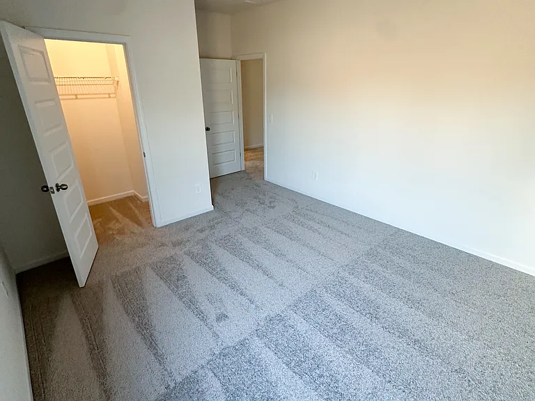 124 Red Oak Ln — Photo 24