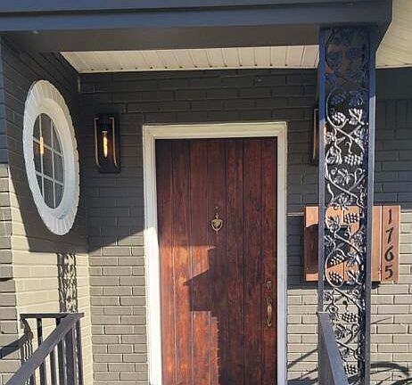 5th image of 1765 OLEANDER Place
