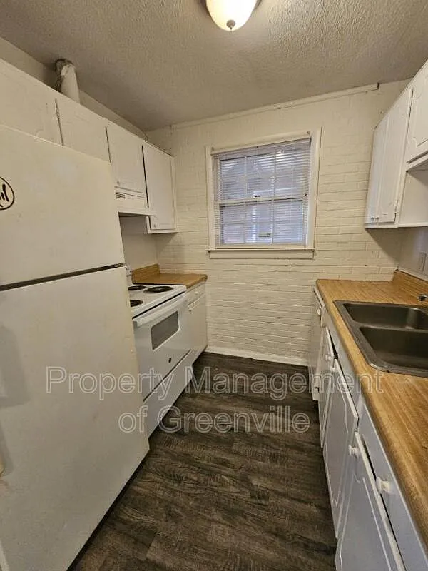 1 bed, 1.0 bath, 780 sqft, $799 — Photo 3