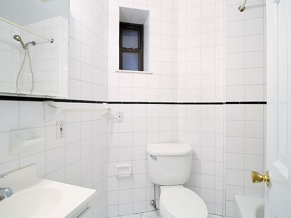 5th image of 1376 1st Ave APT 12