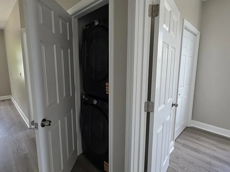 218 Dwight St #2 — Photo 10