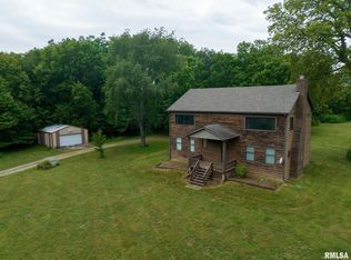 11881 Sherman Rd, Buffalo, IL 62515