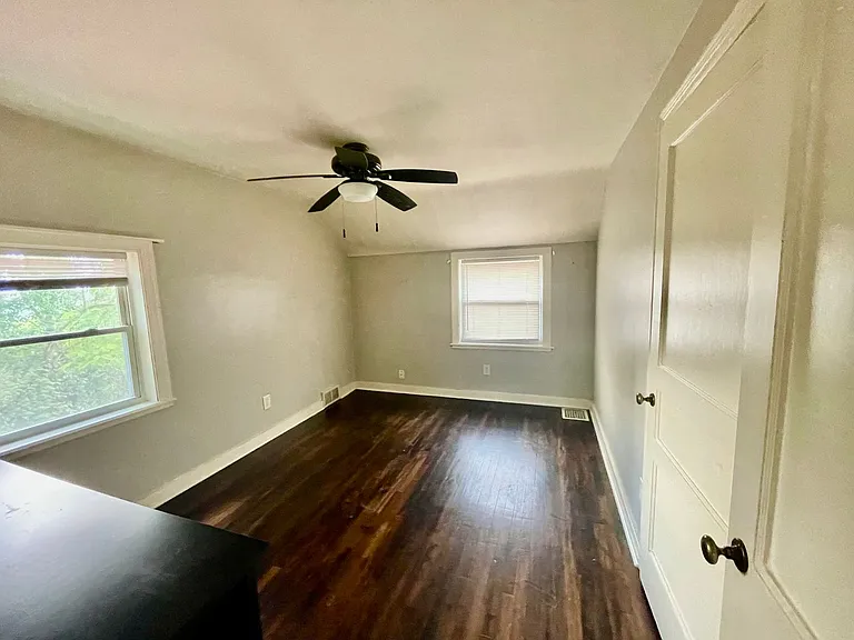 5705 Hilltop Ave — Photo 15