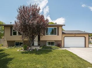 12830 S Aspen Glen Cir, Riverton, UT 84065