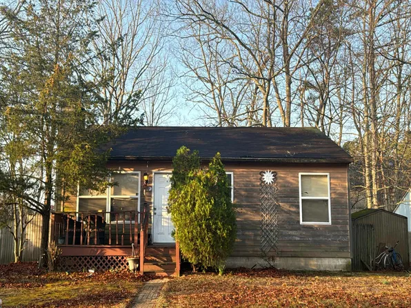 19 Harley Ave, Egg Harbor Township, NJ 08234