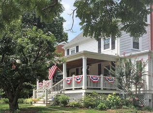 3409 17th St S, Arlington, VA 22204