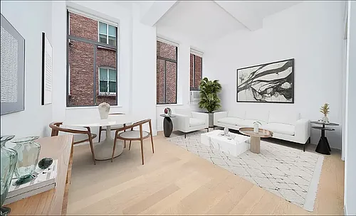 31 E 31st St #A Photo 1