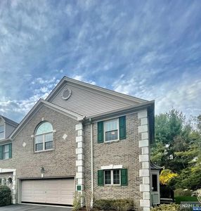 313 Laurel Brook Rd, Montvale, NJ, 07645