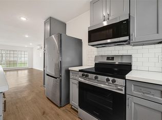 7529 Westover St #A, Houston, TX 77087
