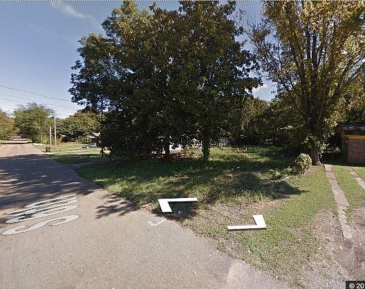 1st image of 330 S 6th St
