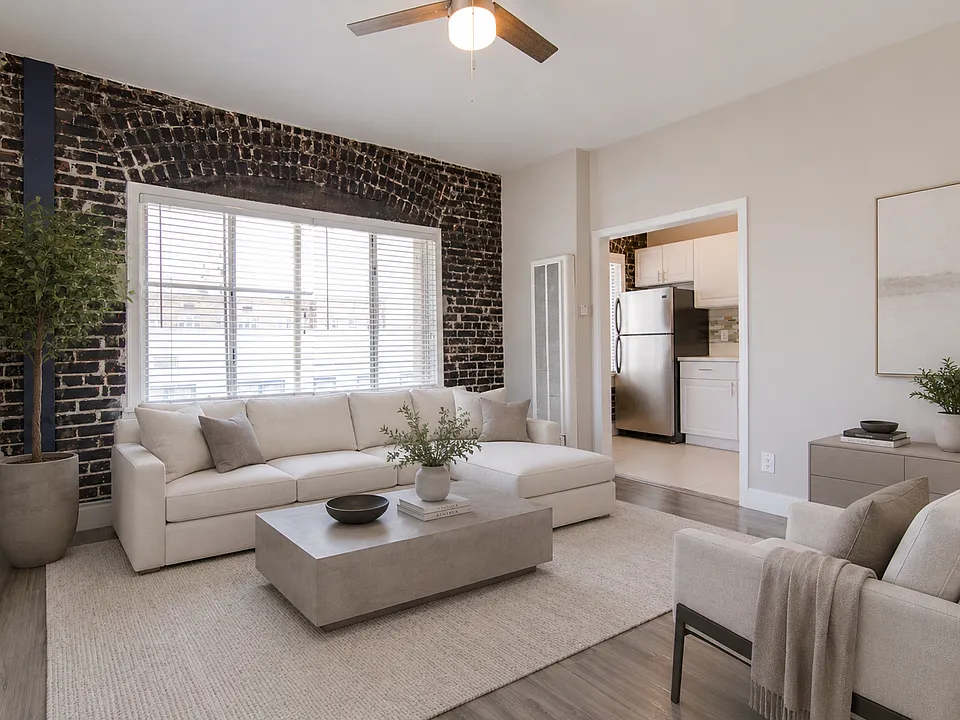 8th Street Apartments | Gorgeous Newly Remodeled One Bedroom and Studios