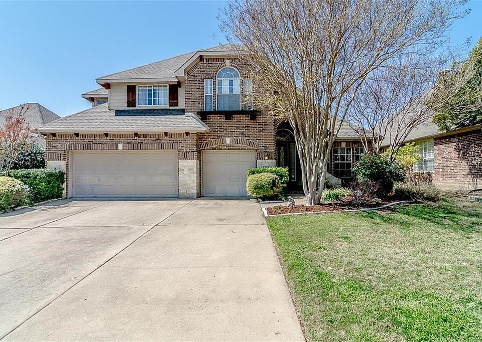 1st image of 2204 Whitney Ln