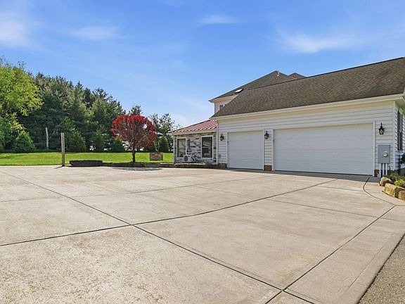 5th image of 595 Scott Ridge Rd