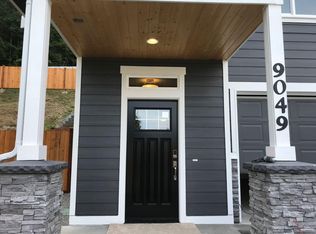 9049 Triumph Ave NE, Bremerton, WA 98311