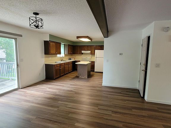 4th image of 7238 W 56th Ter
