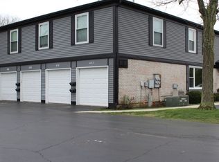 430 Inverrary Ln, Deerfield, IL 60015